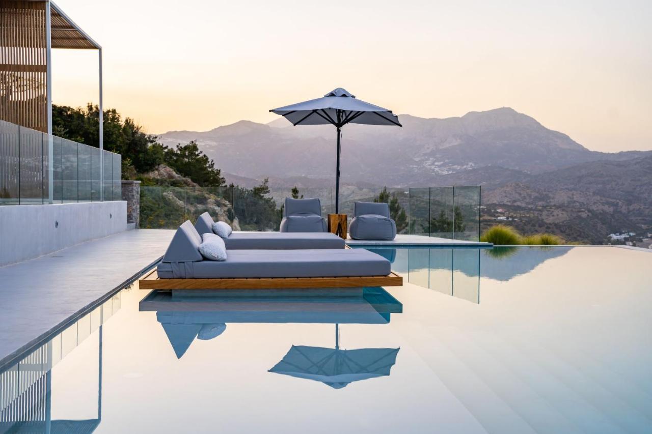 Istia Luxury Villas Kárpatos Exterior foto